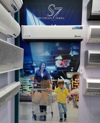 Εξωτερική διασταύρωση αέρα κουρτίνα πόρτας